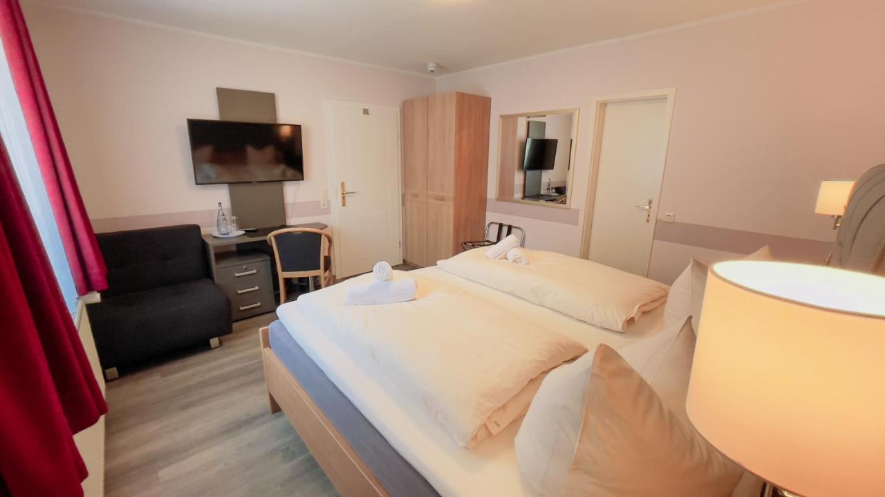 Hotel Schnehagen Bad Fallingbostel Bagian luar foto