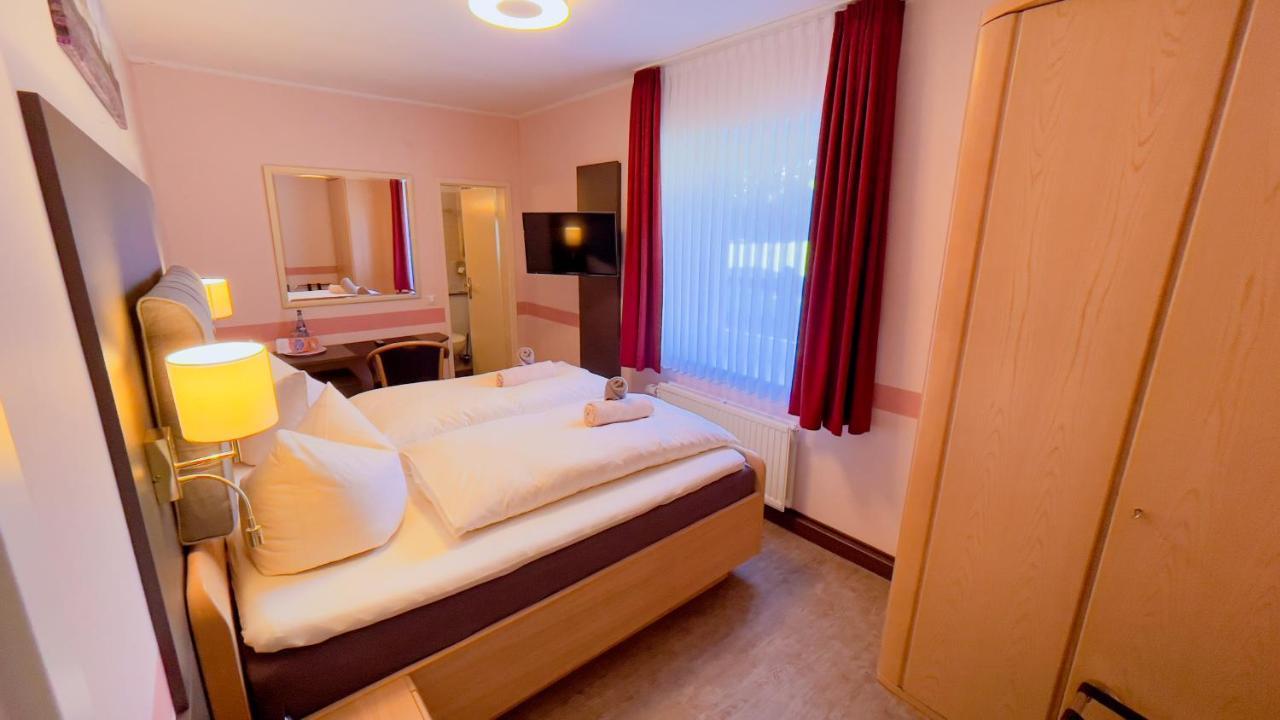 Hotel Schnehagen Bad Fallingbostel Bagian luar foto