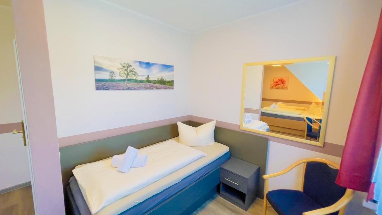 Hotel Schnehagen Bad Fallingbostel Bagian luar foto